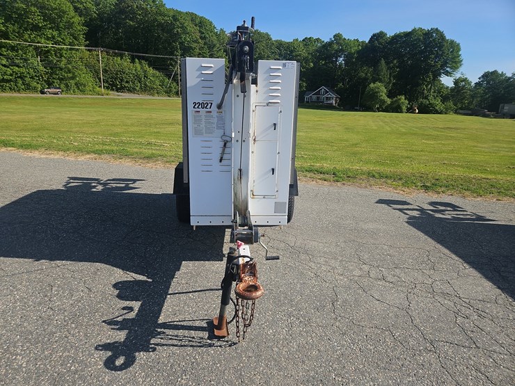 2012-progress-slt800-solar-tow-behind-light-tower-image-7