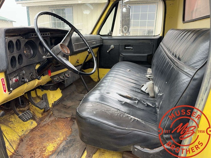 1982-gmc-7000-image-10