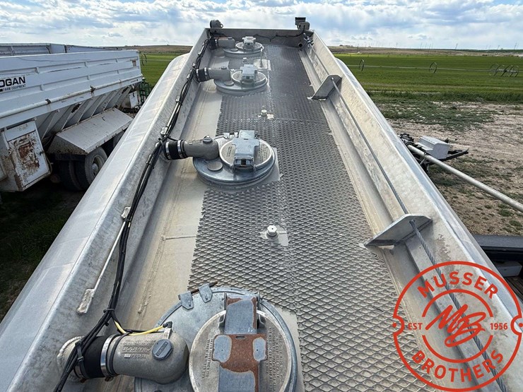 2012-oilmens'-truck-tanks-14'-ss-tank-image-5