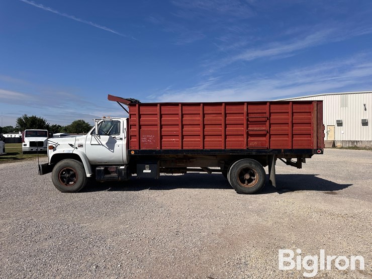 1987-gmc-7000-image-7