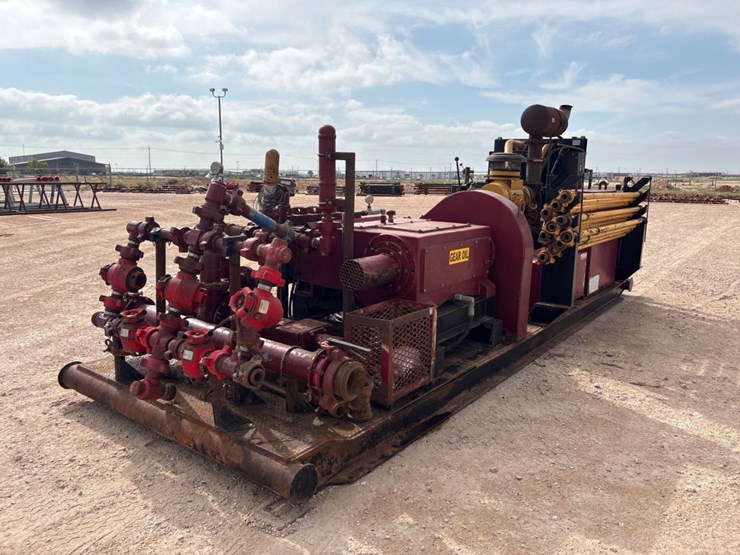 caterpillar-c15-image-2