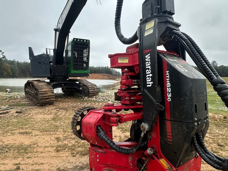 2025-deere-2654g-image-3