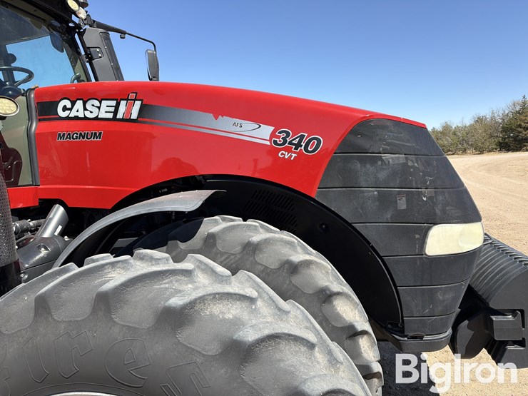 2016-case-ih-magnum-340-cvt-image-15