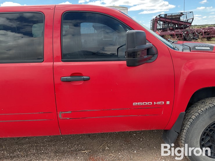 2008-chevrolet-silverado-2500-image-19
