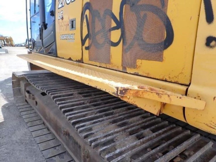 2009-deere-270d-lc-image-67