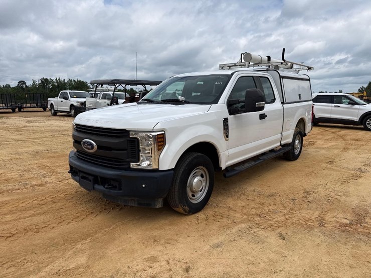 2018-ford-f250-image-2