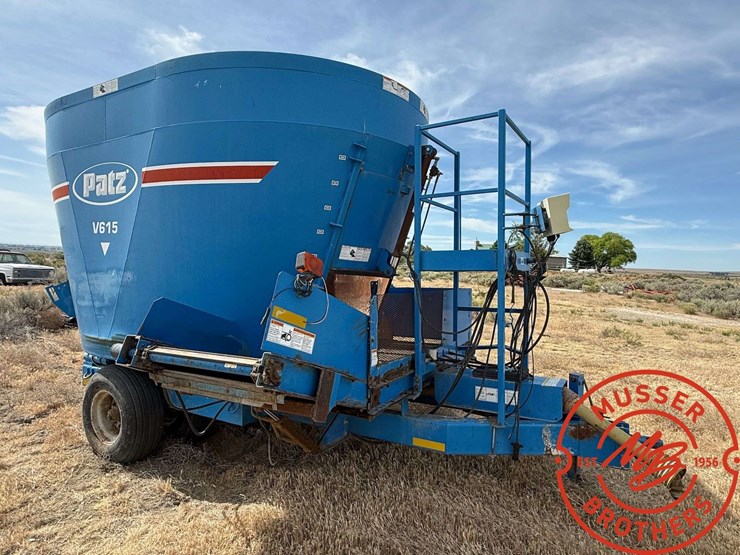 patz-v615-vertical-feed/mixer-wagon-image-4
