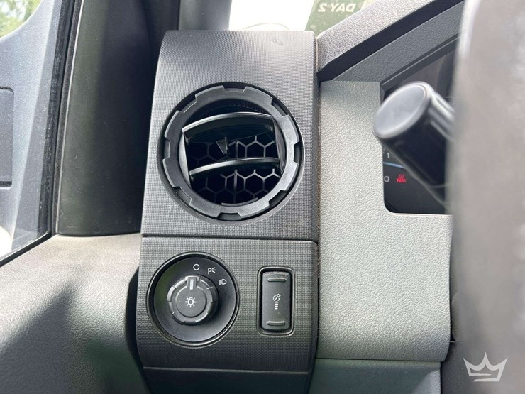 2019-ford-f750-image-16
