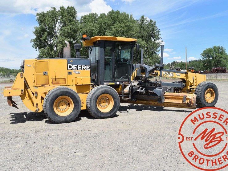 2008-deere-772d-image-13