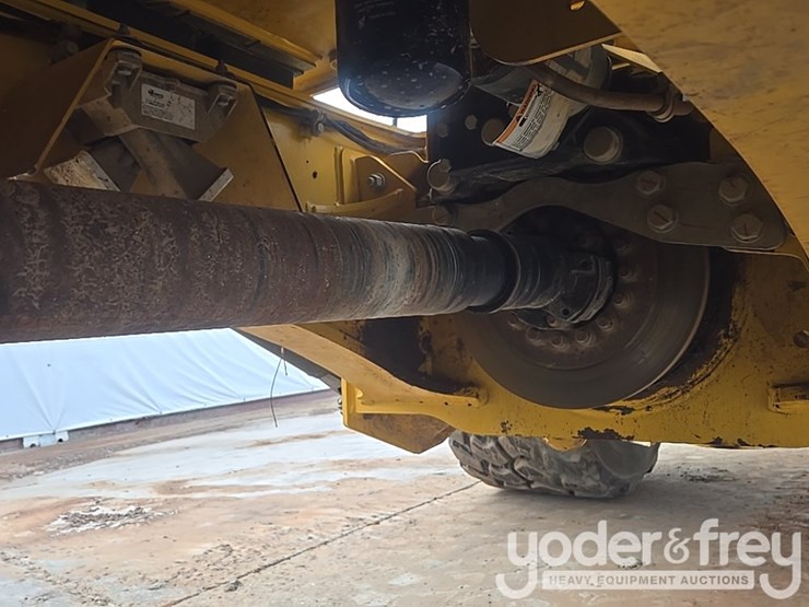 2023-deere-260e-image-27