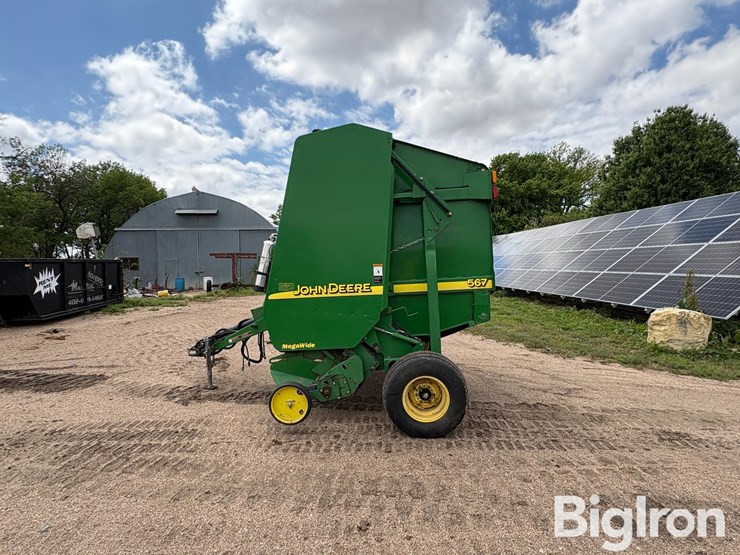 2005-john-deere-567-image-8
