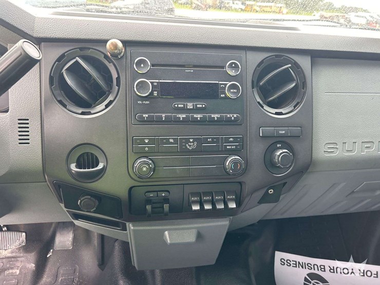 2014-ford-f450-image-17