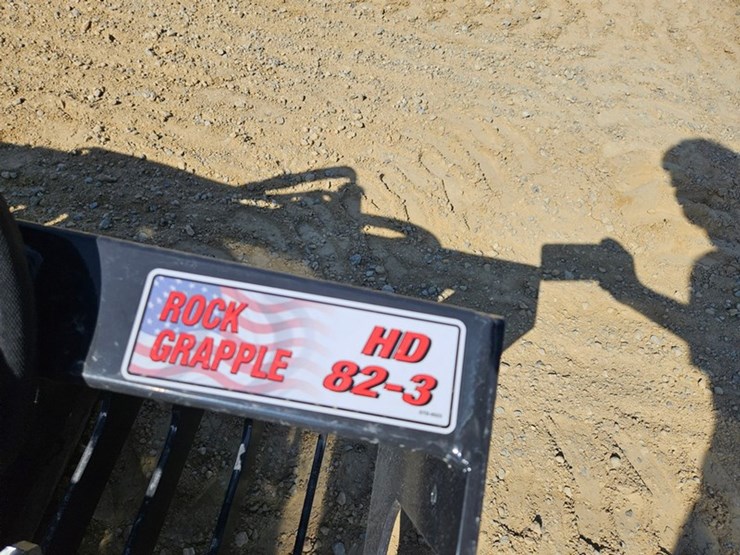 #5023-•-stout-hd82-3-grapple-bucket-image-11