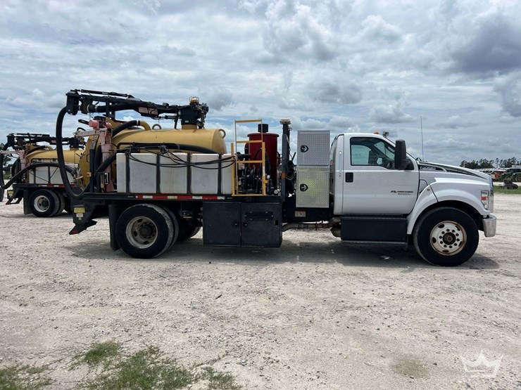 2019-ford-f750-image-60