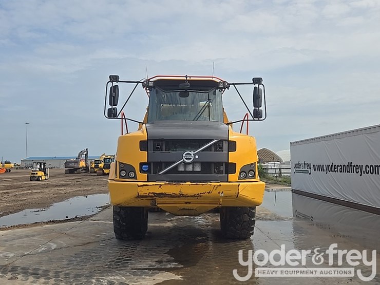2023-volvo-a25g-image-8