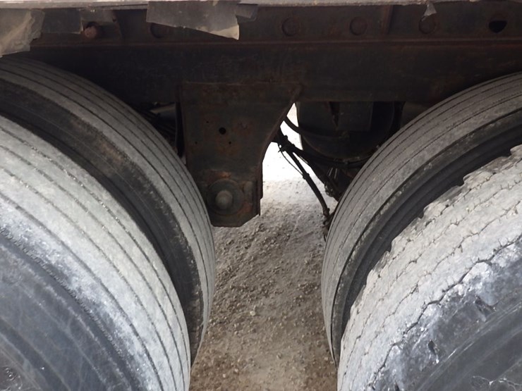 2016-utility-3000r-image-10