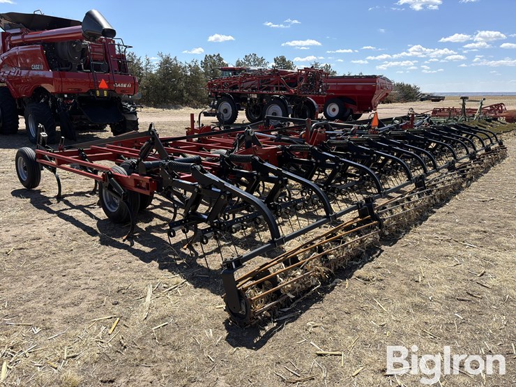 2016-case-ih-200-image-7