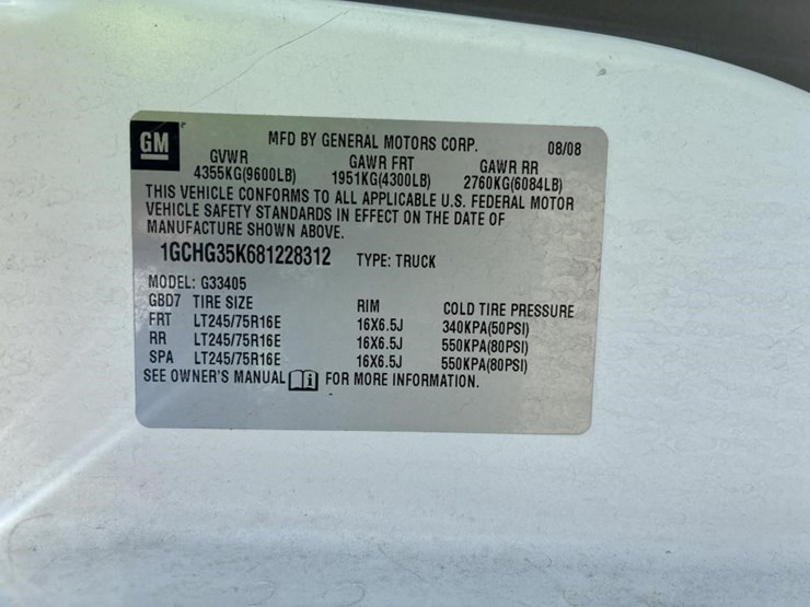 2008-chevrolet-express-3500-image-22