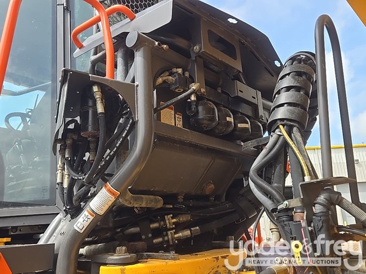 2020-volvo-a25g-image-18