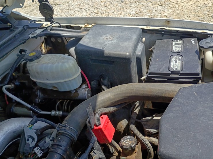 2005-gmc-sierra-2500-image-21