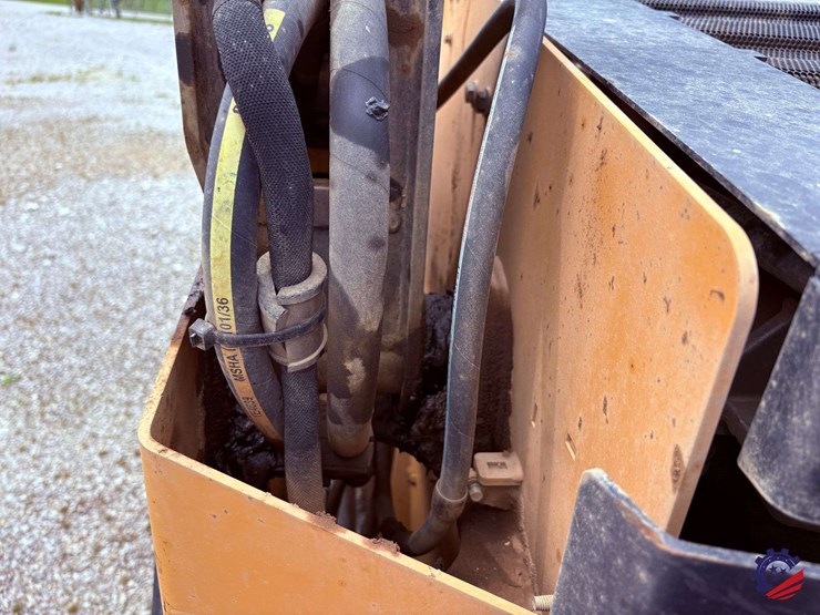 2020-caterpillar-259d3-image-66