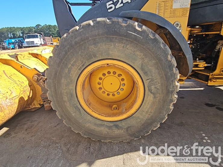 2014-deere-524k-image-9