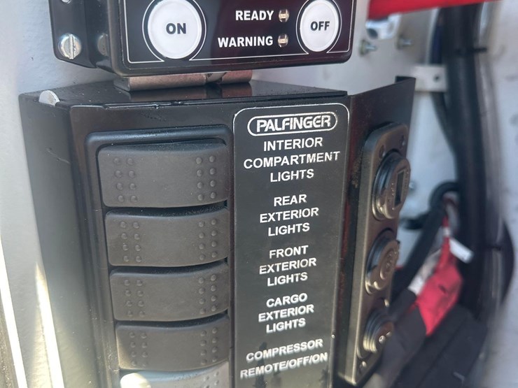 2026-ford-f550-xl-image-35