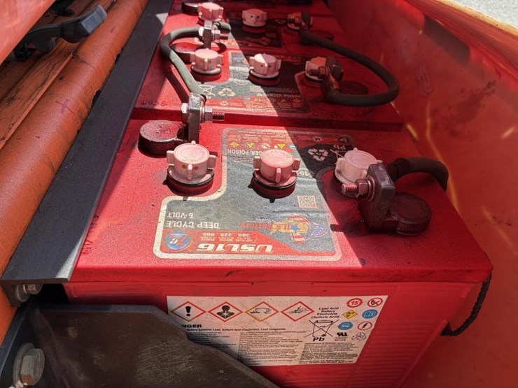 2012-jlg-e400ajpn-image-30