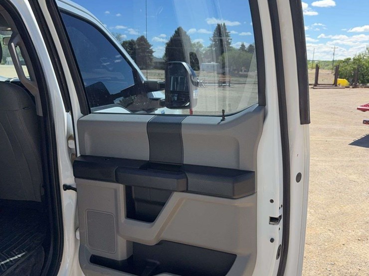2019-ford-f250-image-43