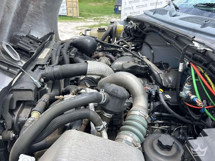 2019-ford-f750-image-10