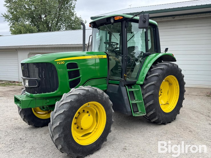 john-deere-7230-image-1