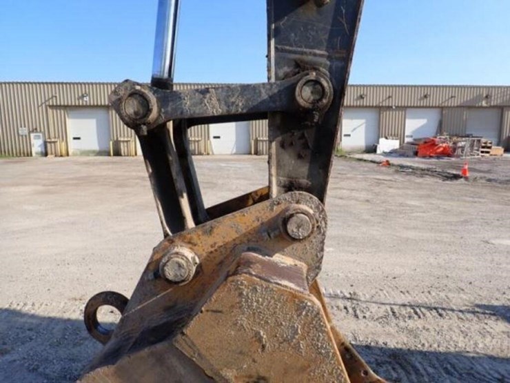 2009-deere-270d-lc-image-24