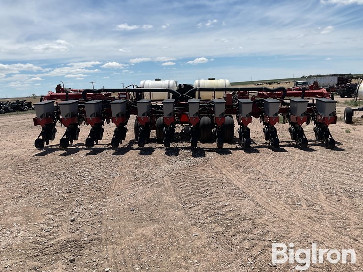 case-ih-1200-image-6