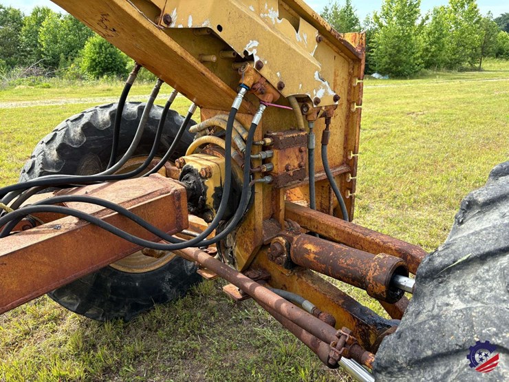 caterpillar-130g-image-86