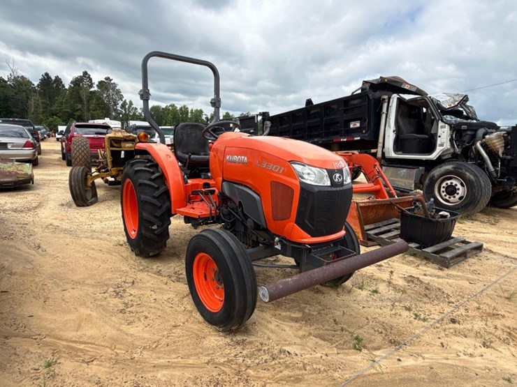 kubota-l3301-image-1