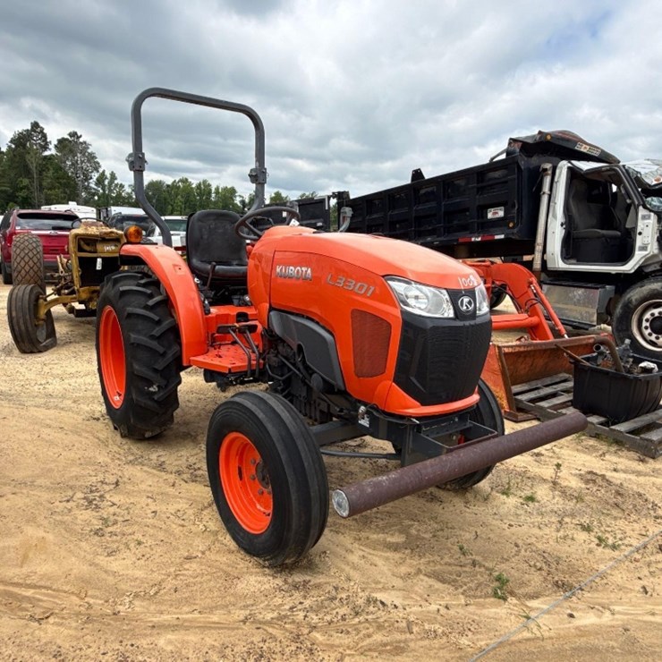KUBOTA L3301