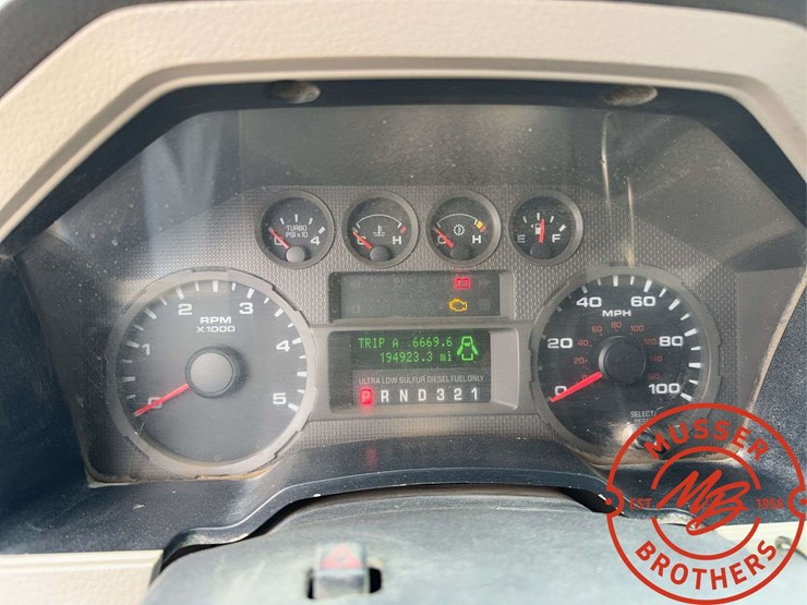 2008-ford-f550-image-26