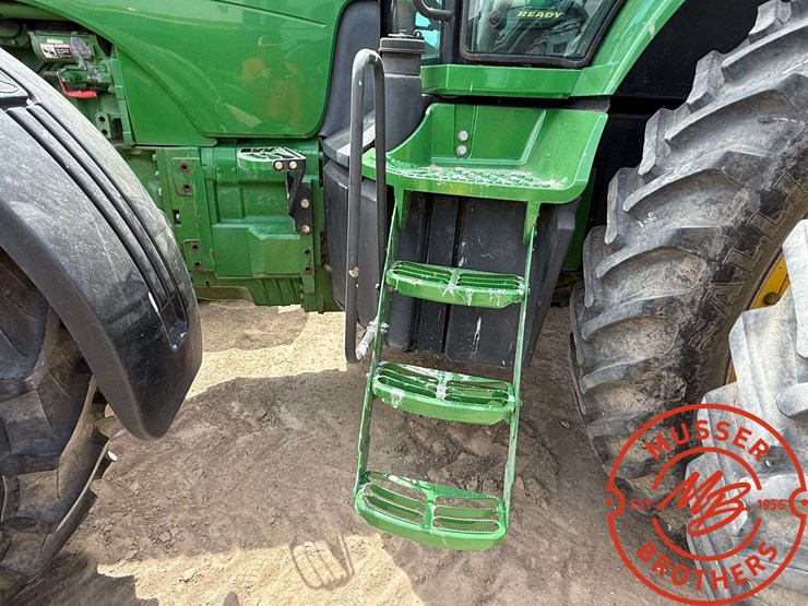 2008-john-deere-8230-image-10