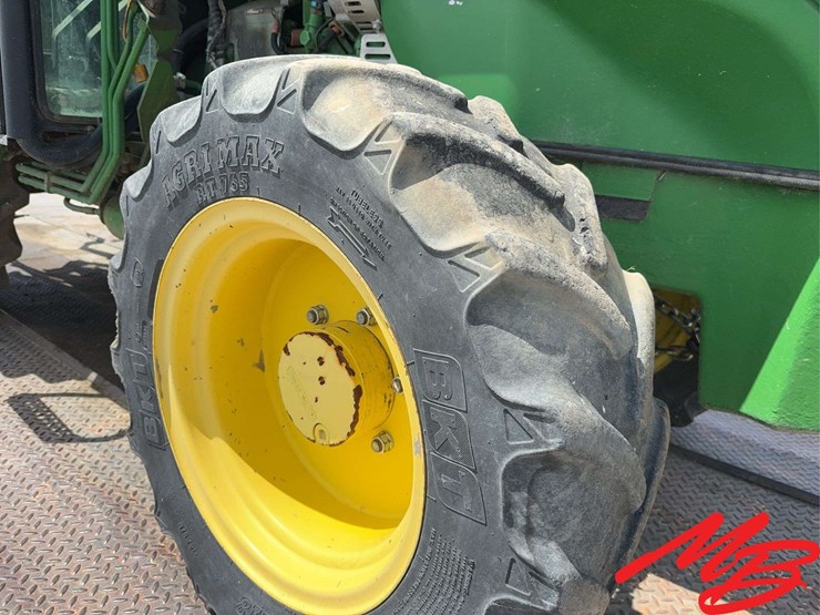 2017-john-deere-5090gn-image-8