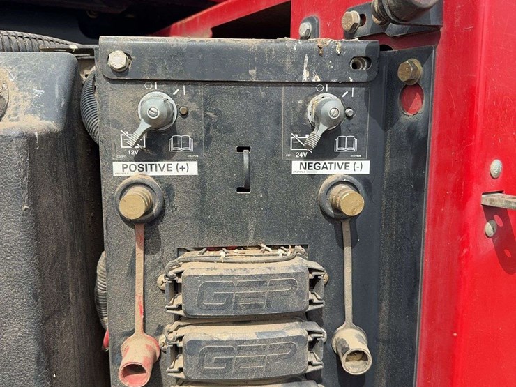 2016-case-ih-2016-image-39