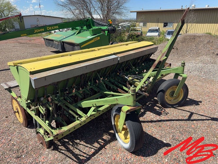 john-deere-11-image-3