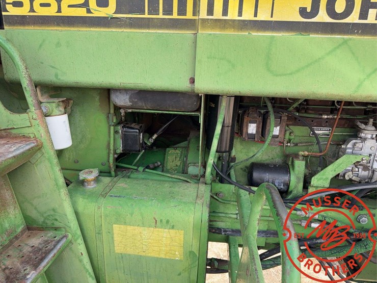 john-deere-5820-image-26