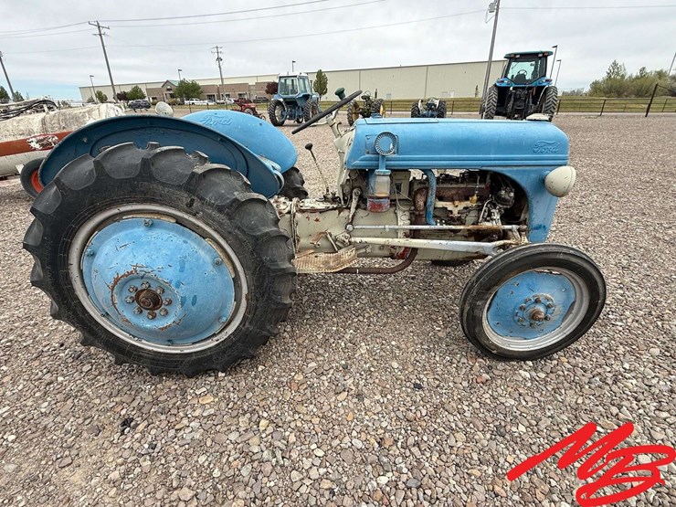 ford-8n-image-3