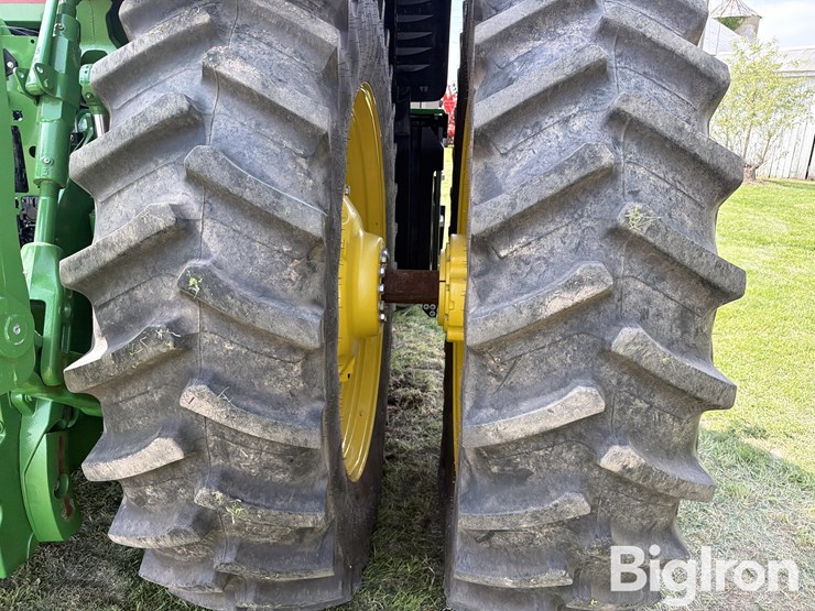 2022-john-deere-8r-280-image-16