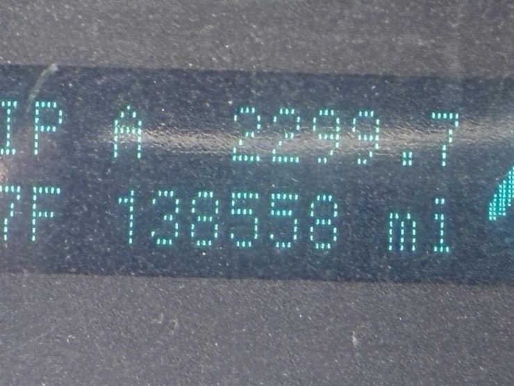 2011-ford-f550-image-16