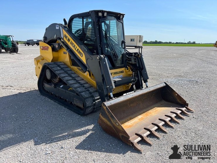 2022-new-holland-c362-image-3