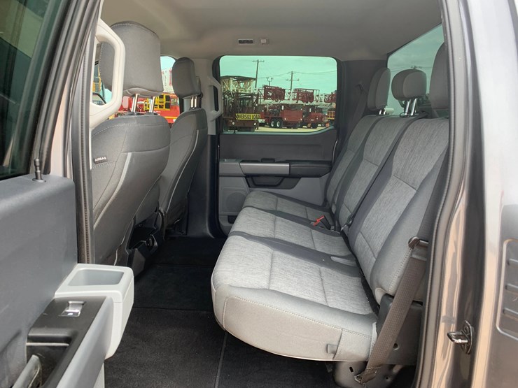 2023-ford-f250-image-8