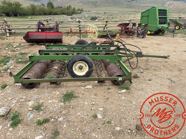 john-deere-3950-image-2