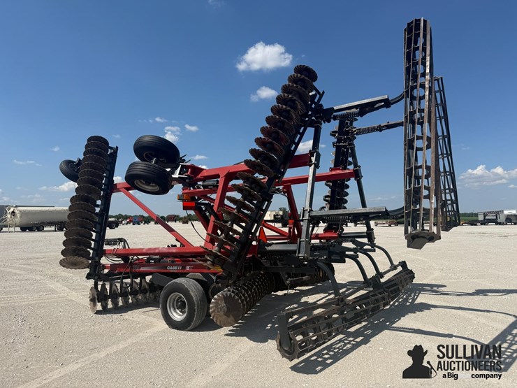 2008-case-ih-330-image-7