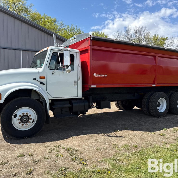1994 INTERNATIONAL 4900